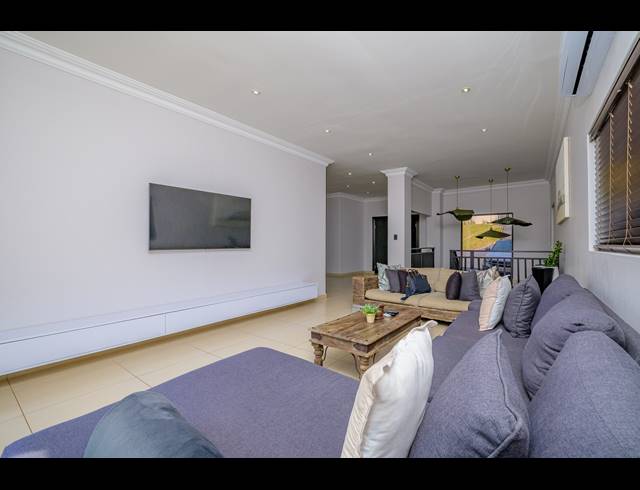 4 BEDROOM HOUSE FOR SALE IN SHEFFIELD BEACH